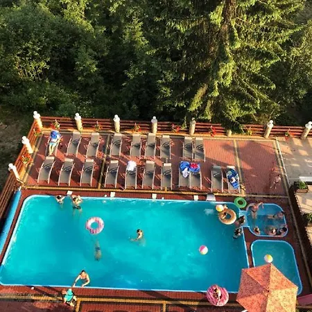 מלון Alpin בוקובל